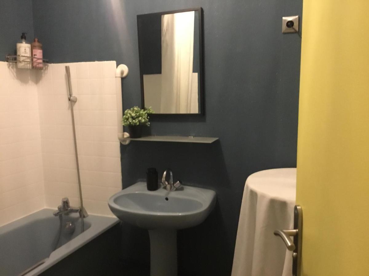 Just For Sleep: Evening Stay with Host Check-In Bobigny Exterior photo